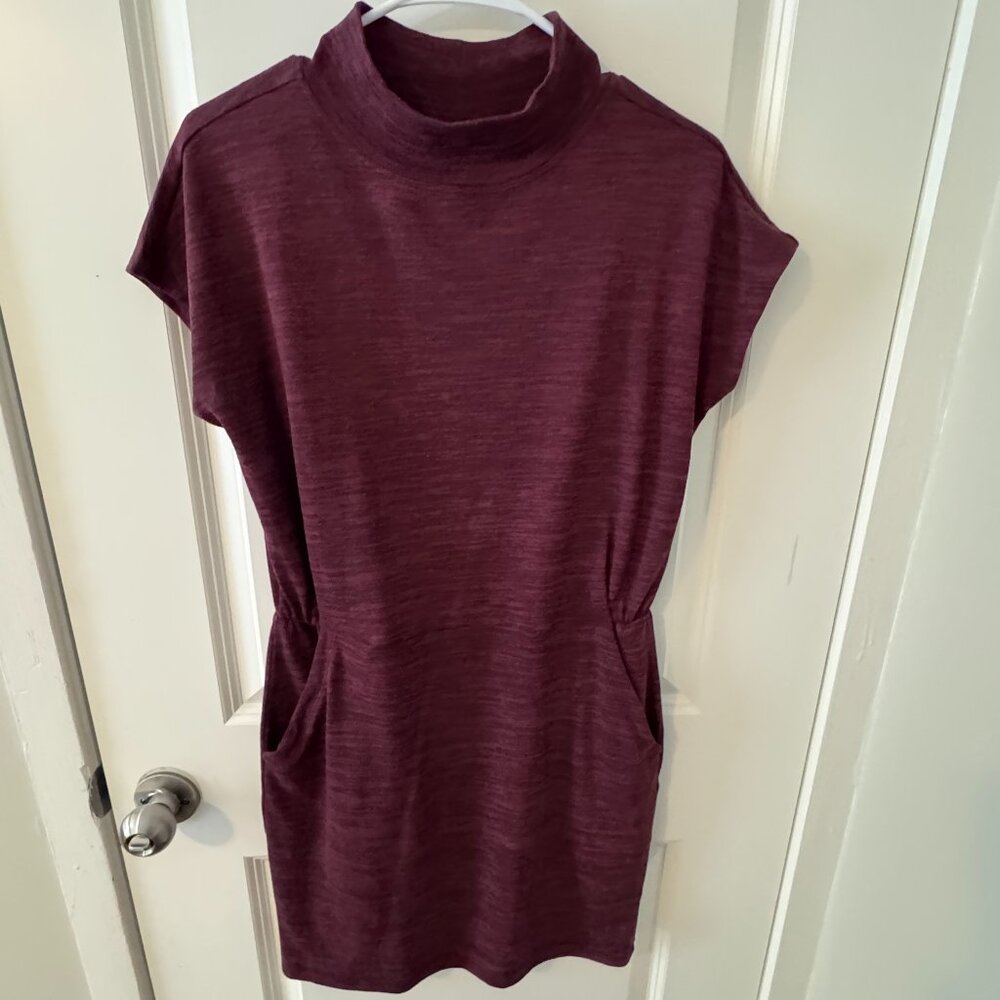 Lole Women's Mock Neck Dress Size Small (wine color)